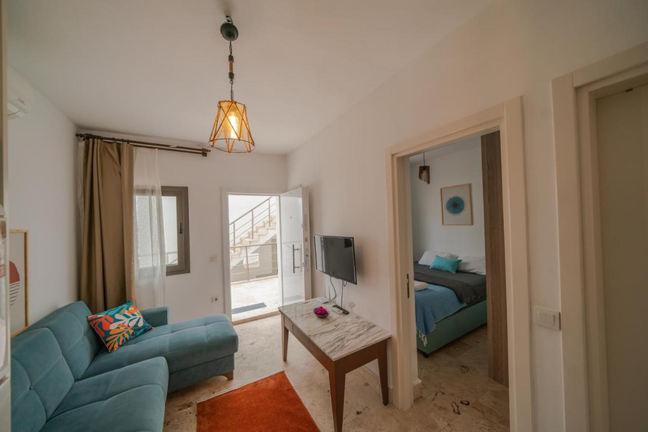 Hotel apartamentowy Ilya 1